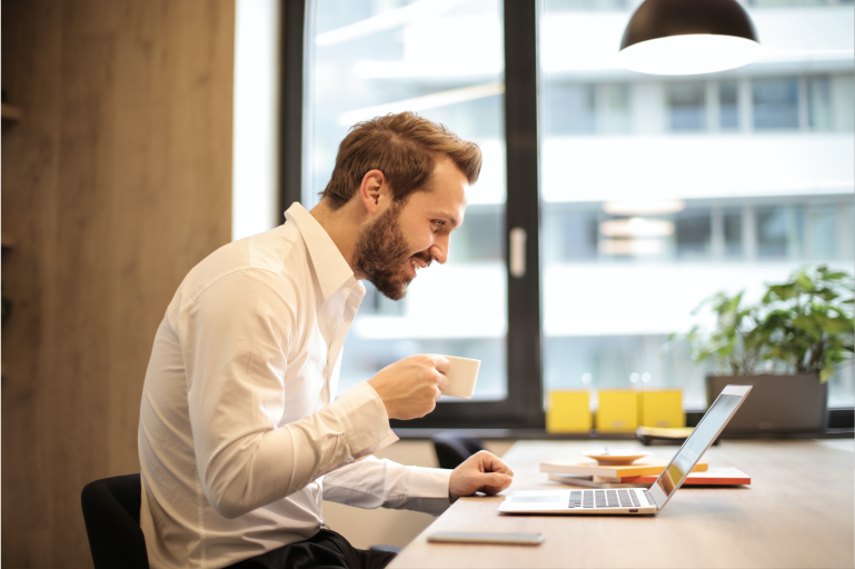 Kashio - La eficiencia, tercerización de servicios y la automatización de ciertos procesos para ahorrar tiempo son la tendencia a la que apuntan las empresas